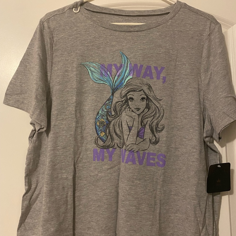 New Never Worn Disney little mermaid pj set new with tags 1x